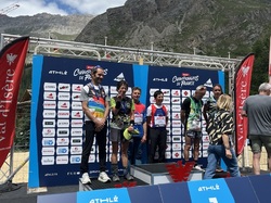 mini_podiums-2024-2025-68755a4d39ad3.jpg